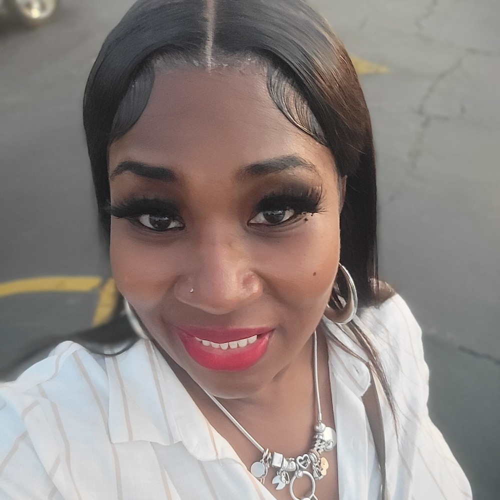 Meet your Posher, Diedra